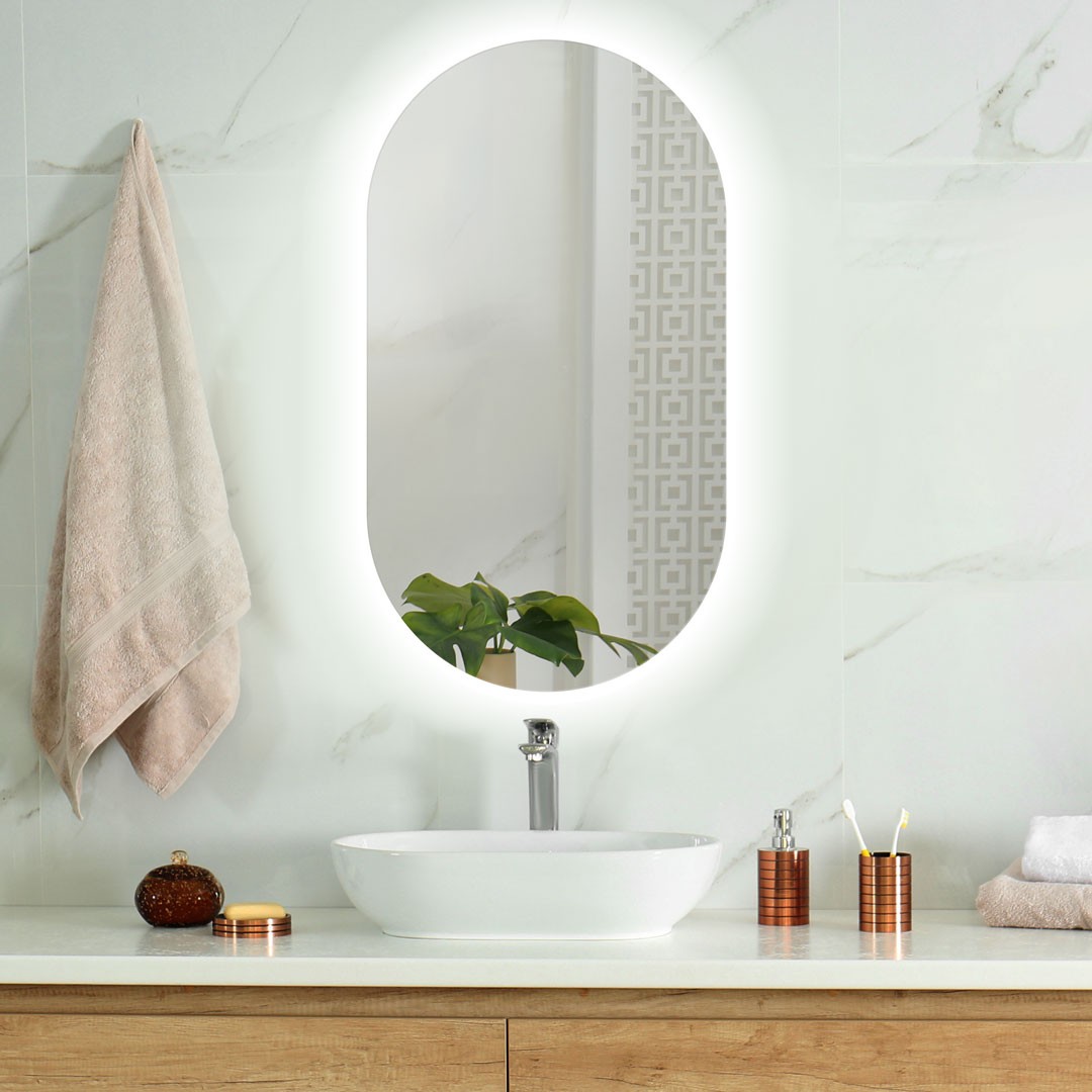 Oval Seura lighted mirror with halo lighting